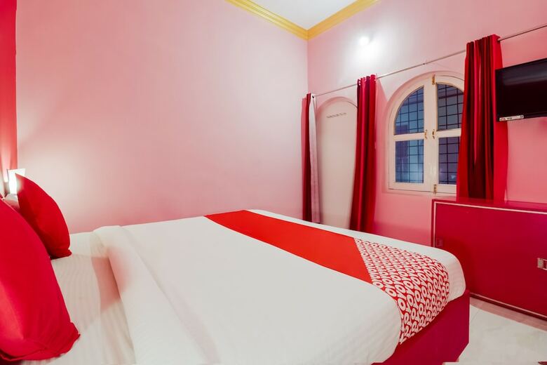 Hotel Oyo 60753 Paradise Luxury Home Stay