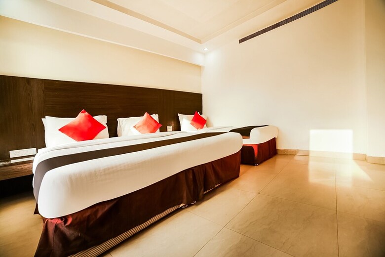 Hotel Capital O 44416 Paharganj Dx 1