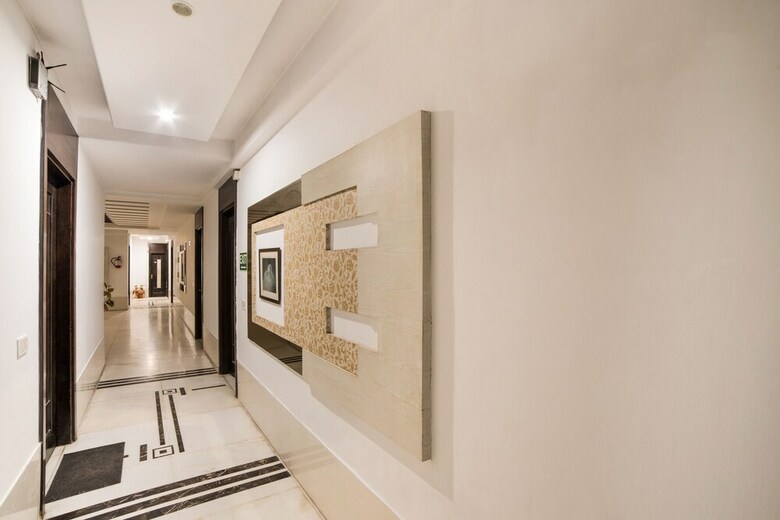 Hotel Capital O 44416 Paharganj Dx 1