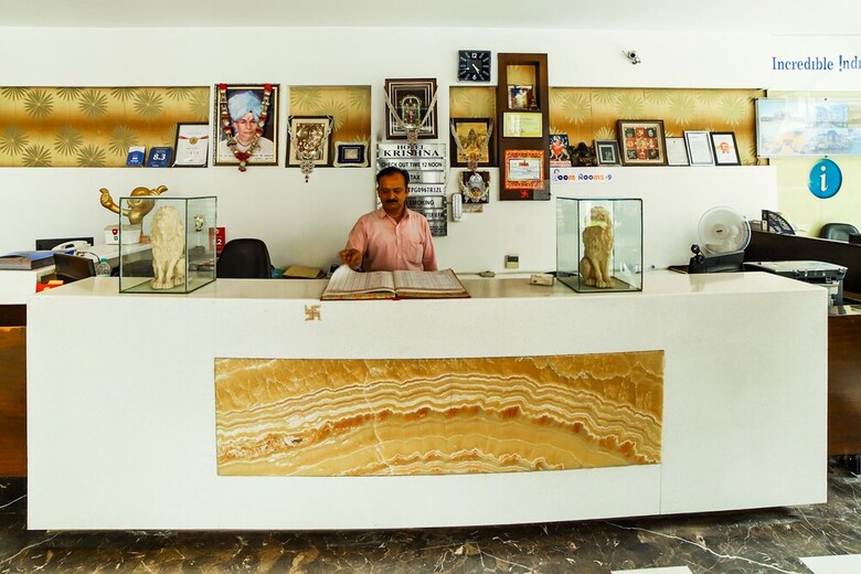 Hotel Capital O 44416 Paharganj Dx 1