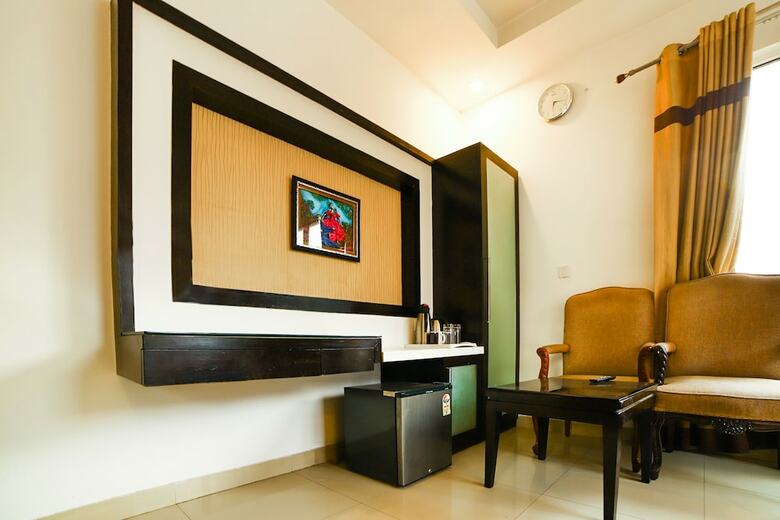 Hotel Capital O 44416 Paharganj Dx 1
