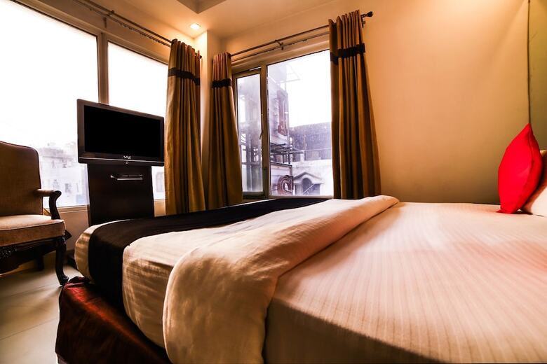 Hotel Capital O 44416 Paharganj Dx 1