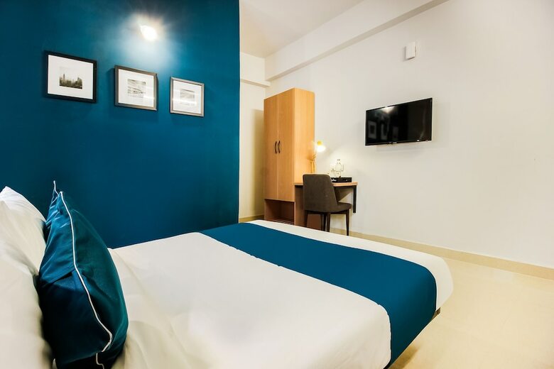 Hotel Silverkey Executive Stays 28060 Jv Colony
