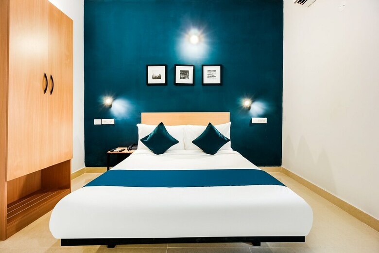 Hotel Silverkey Executive Stays 28060 Jv Colony