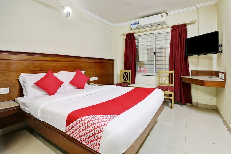 Hotel Oyo 38662 Snt Comforts Lodge