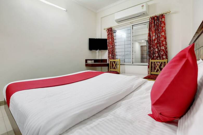 Hotel Oyo 38662 Snt Comforts Lodge