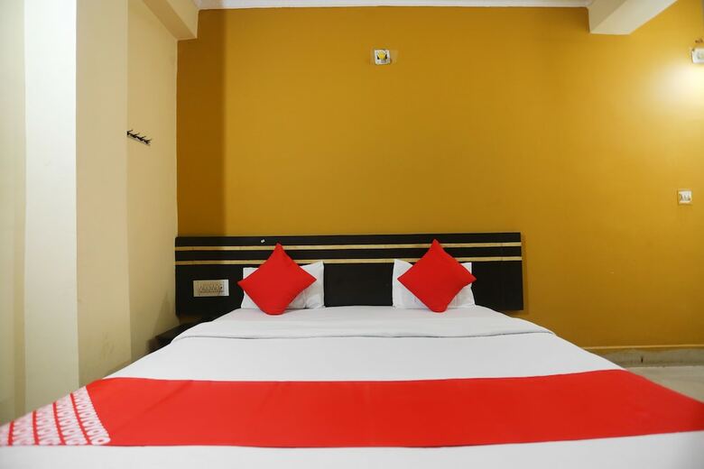 Oyo 48884 Hotel Trishakti