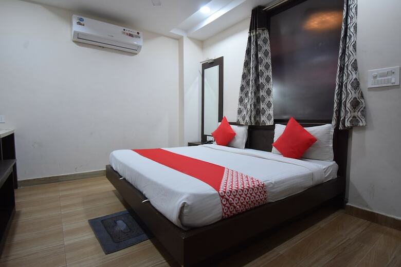 Oyo 60291 Hotel Siddhi Vinayak