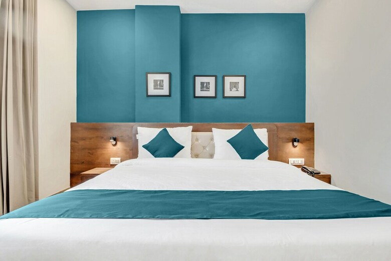 Hotel Silverkey Executive Stays 44787 Raja Park 1