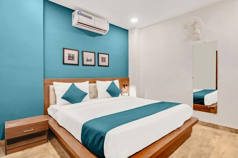 Hotel Silverkey Executive Stays 44787 Raja Park 1