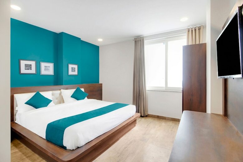 Hotel Silverkey Executive Stays 44787 Raja Park 1