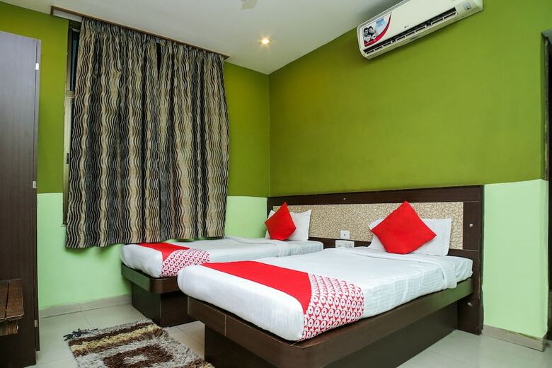 Oyo Flagship 50138 Hotel Parashuram Isbt