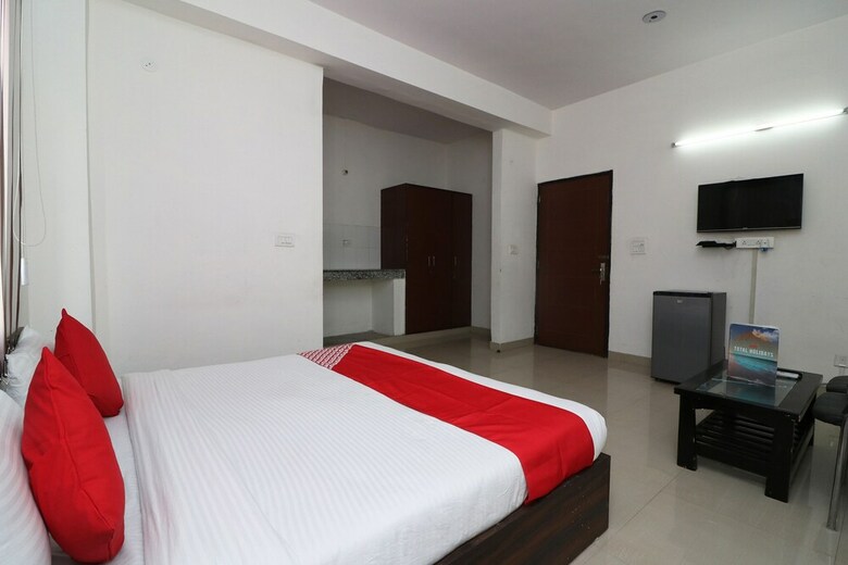 Hotel Oyo 30630 The Radiance