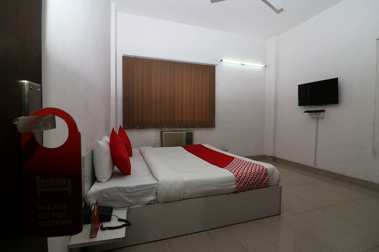Hotel Oyo 30630 The Radiance
