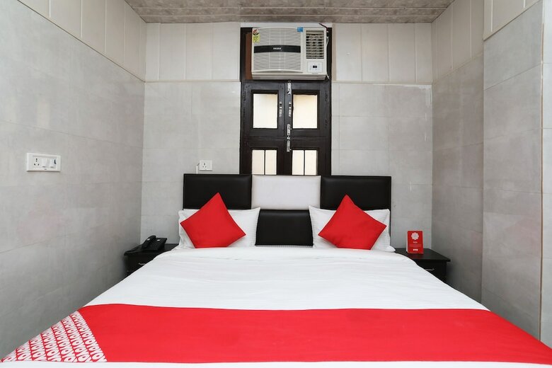 Hotel Oyo 36011 Qlark Stay