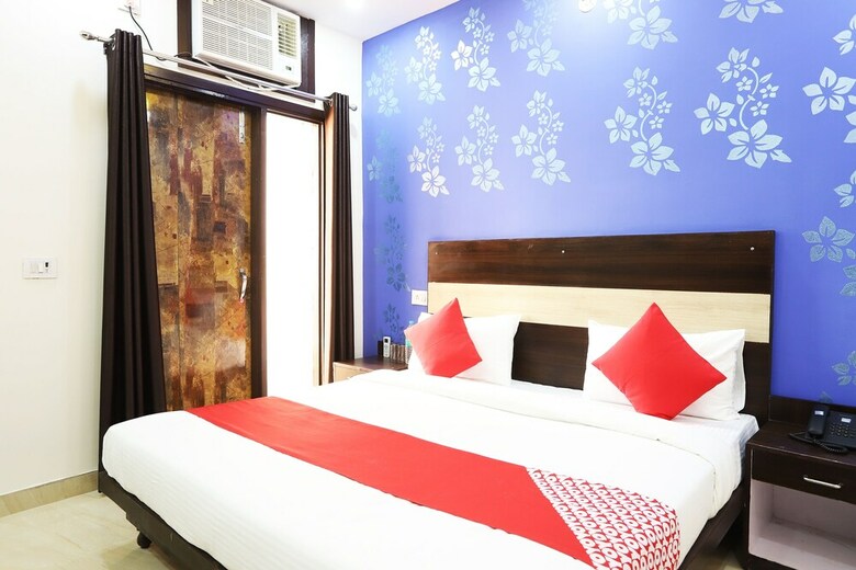 Hotel Oyo 42619 Diamond Key Residency
