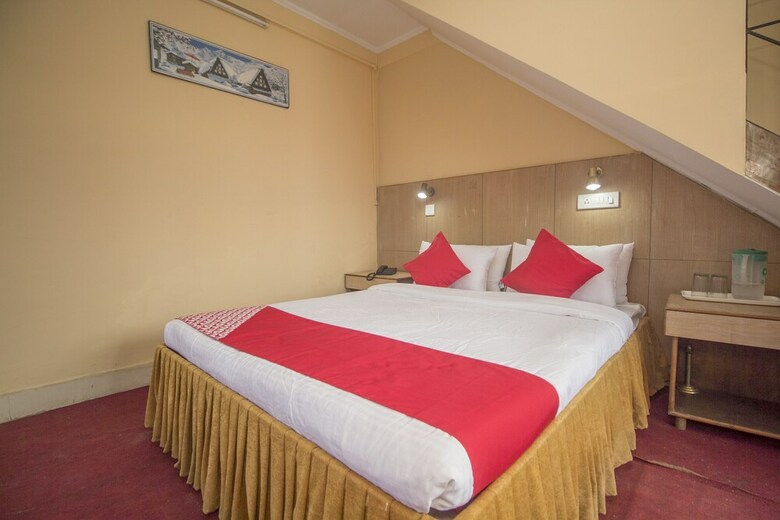 Oyo 28230 Hotel Kalash