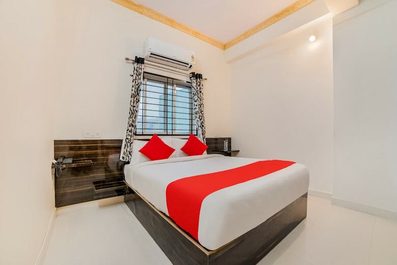 Oyo 62329 Lucky Hotels