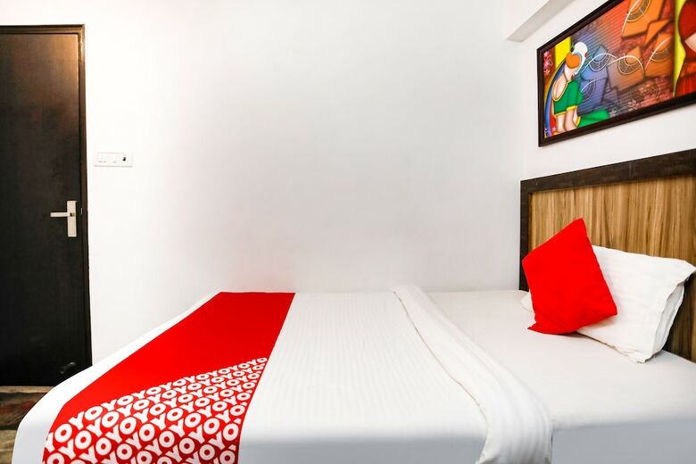 Hotel Oyo 49750 Surya Inn