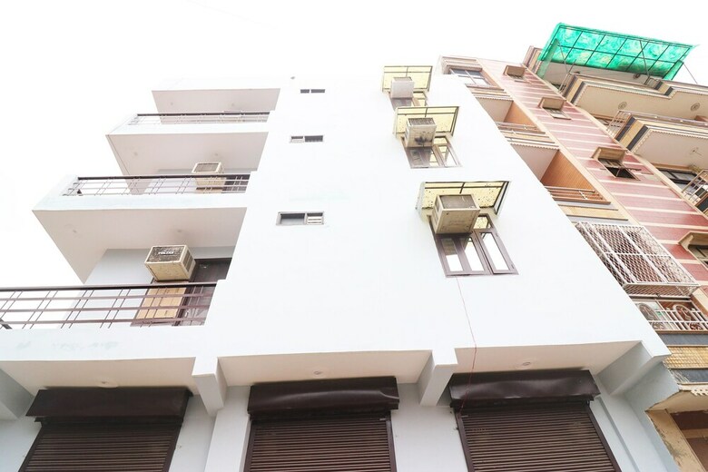 Hotel Oyo 37886 Ma International