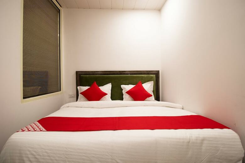 Hotel Oyo 44094 Grand Inn