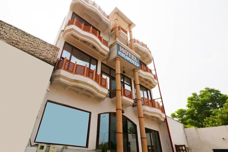 Oyo 40402 Hotel Kirandeep