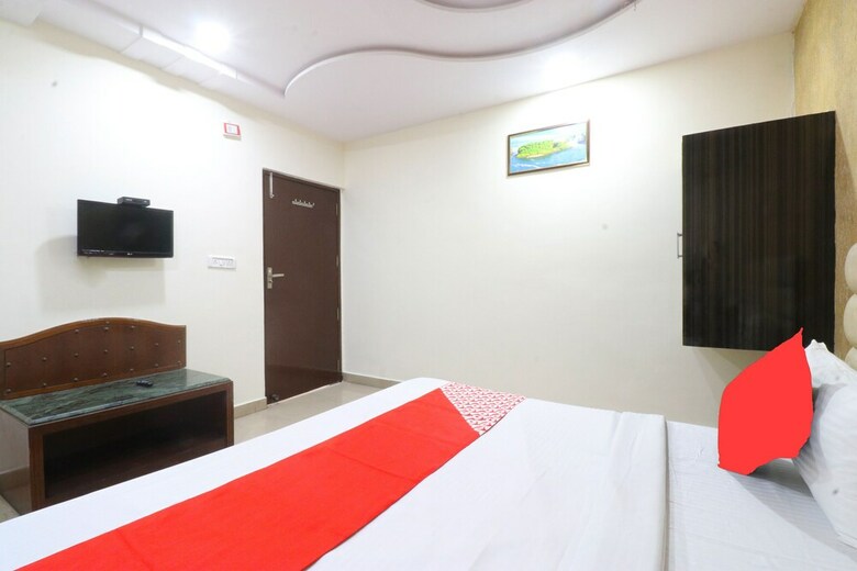 Oyo 40402 Hotel Kirandeep