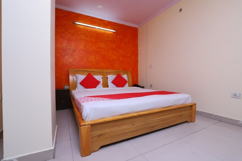 Oyo 37773 Hotel J Joy