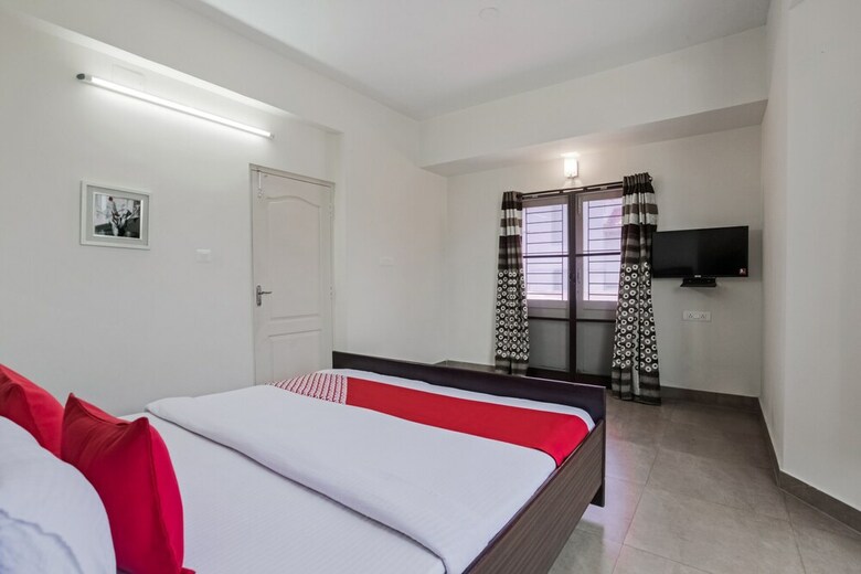 Hotel Oyo 46628 Pheonix Inn