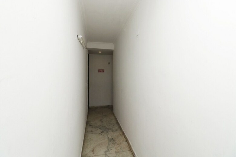 Oyo 27596 Hotel Parkash Dx