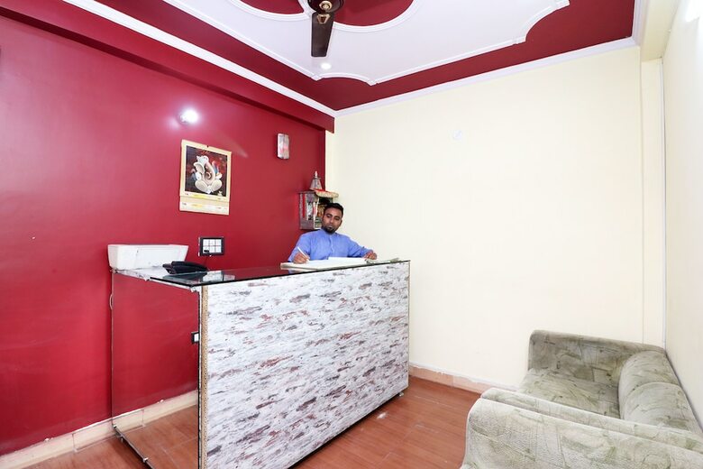 Oyo 26815 Hotel Sweet Night