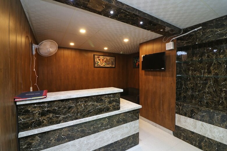 Hotel Oyo 29429 Dwarka International