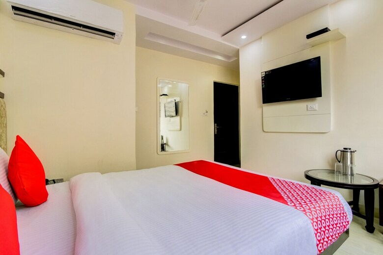 Hotel Oyo 46440 India Continental
