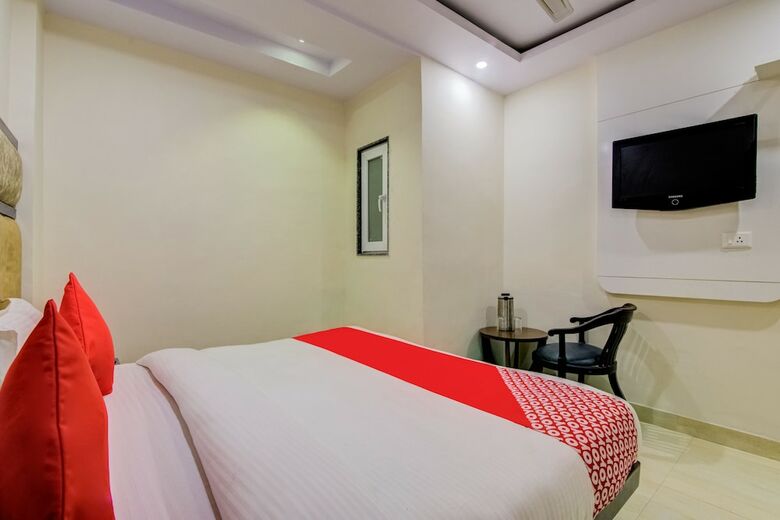 Hotel Oyo 46440 India Continental