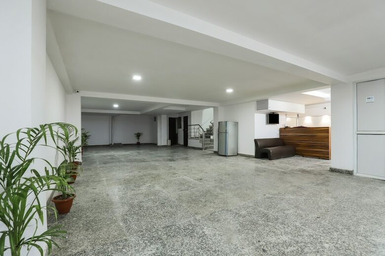 Hotel Oyo 28606 Kavya Residency