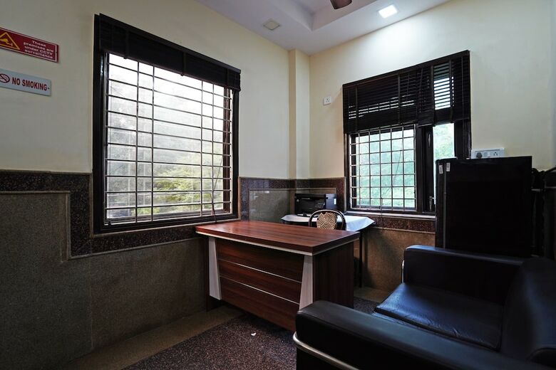 Hotel Oyo 49019 Aasha Residency