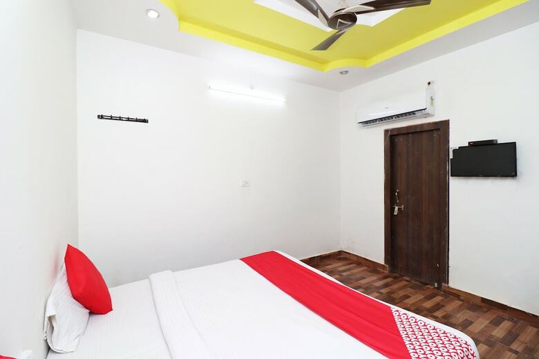 Hotel Oyo 41236 Shree Ji Dham