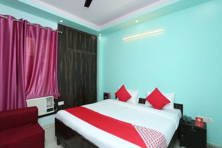 Apartamentos Oyo 28172 Hotel Golden Palace