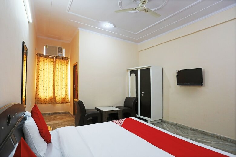 Hotel Oyo 48502 Shree Krishna Resort