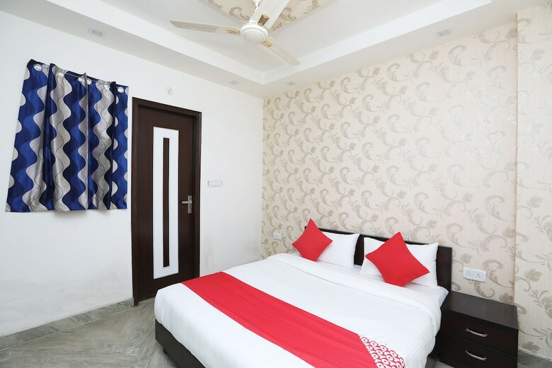 Hotel Oyo 37917 Happy Stay