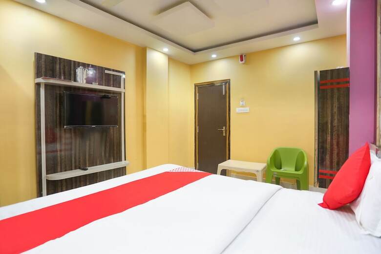 Hotel Spot On 44297 Som's Empire