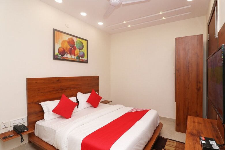 Hotel Oyo 45940 Grand Imperial