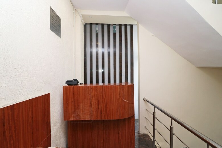 Hotel Oyo 45940 Grand Imperial
