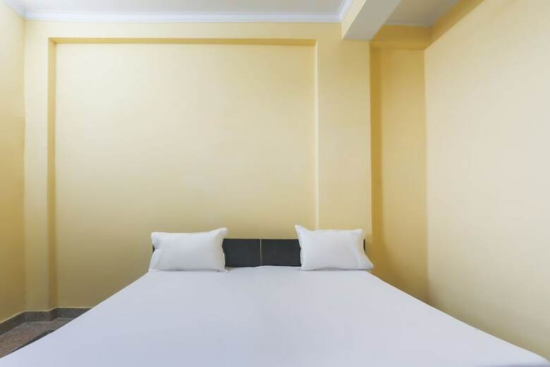 Hotel Spot On 61003 Kailash Dham