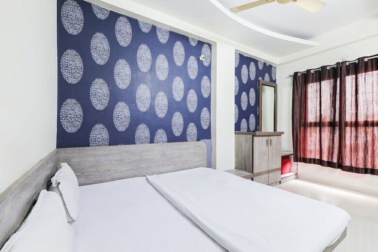 Spot On 49205 Hotel Shrinath Residency