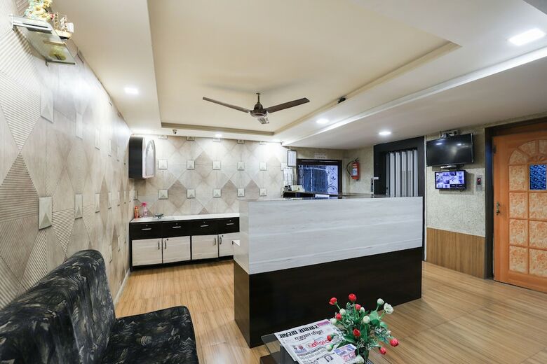 Spot On 61734 Hotel Janki