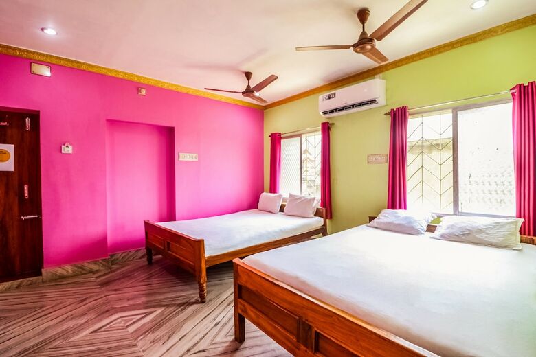Hotel Spot On 49744 Utsav Inn
