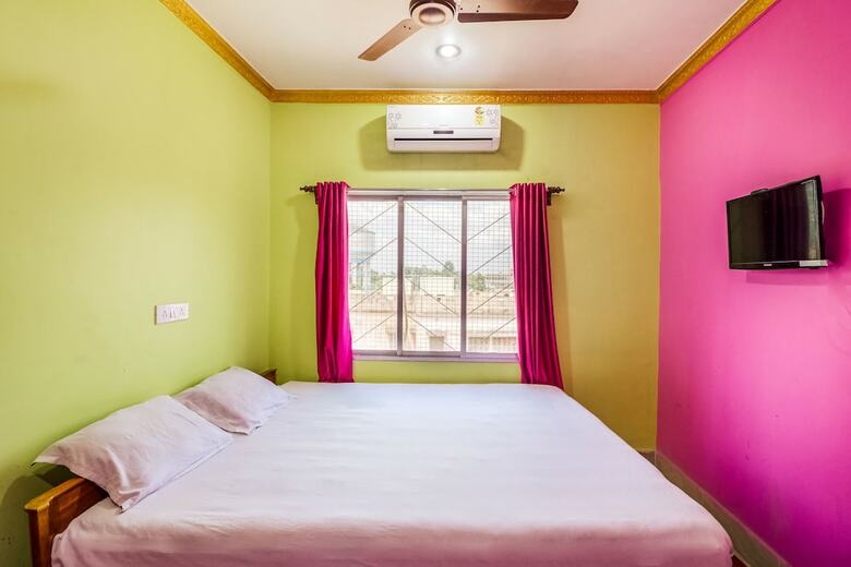 Hotel Spot On 49744 Utsav Inn