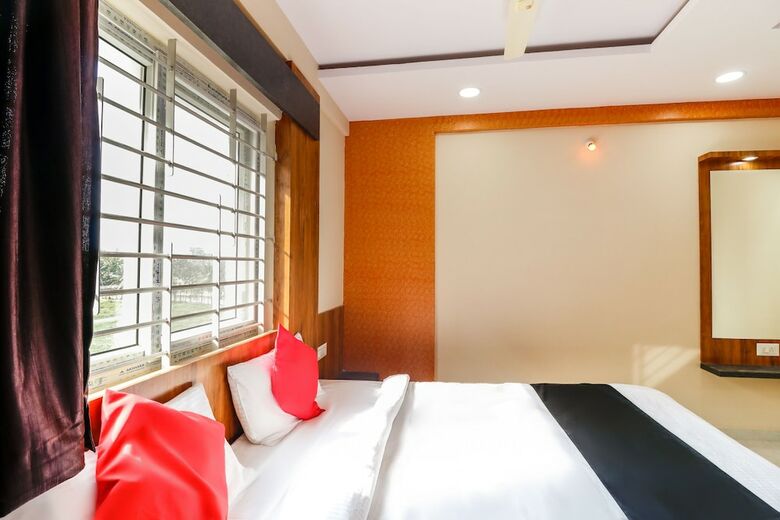 Hotel Spot On 62363 N R Residency