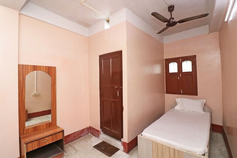 Spot On 41656 Hotel Maruti